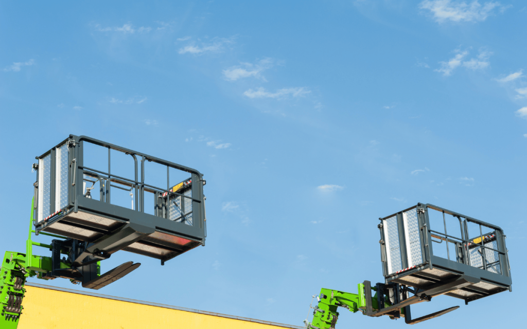 elevador industrial para transporte de cargas en instalaciones profesionales